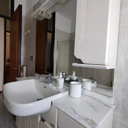 Antonelli Apartment